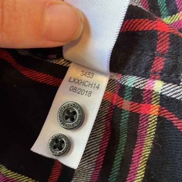 Aeropostale M plaid button down shirt - Picture 8 of 8